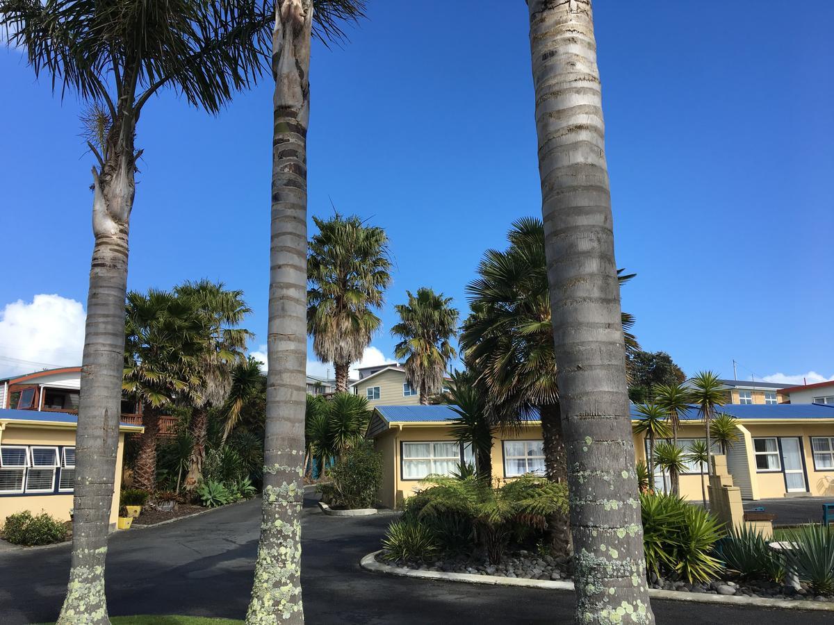 Raglan Palm Beach Motel Exteriér fotografie