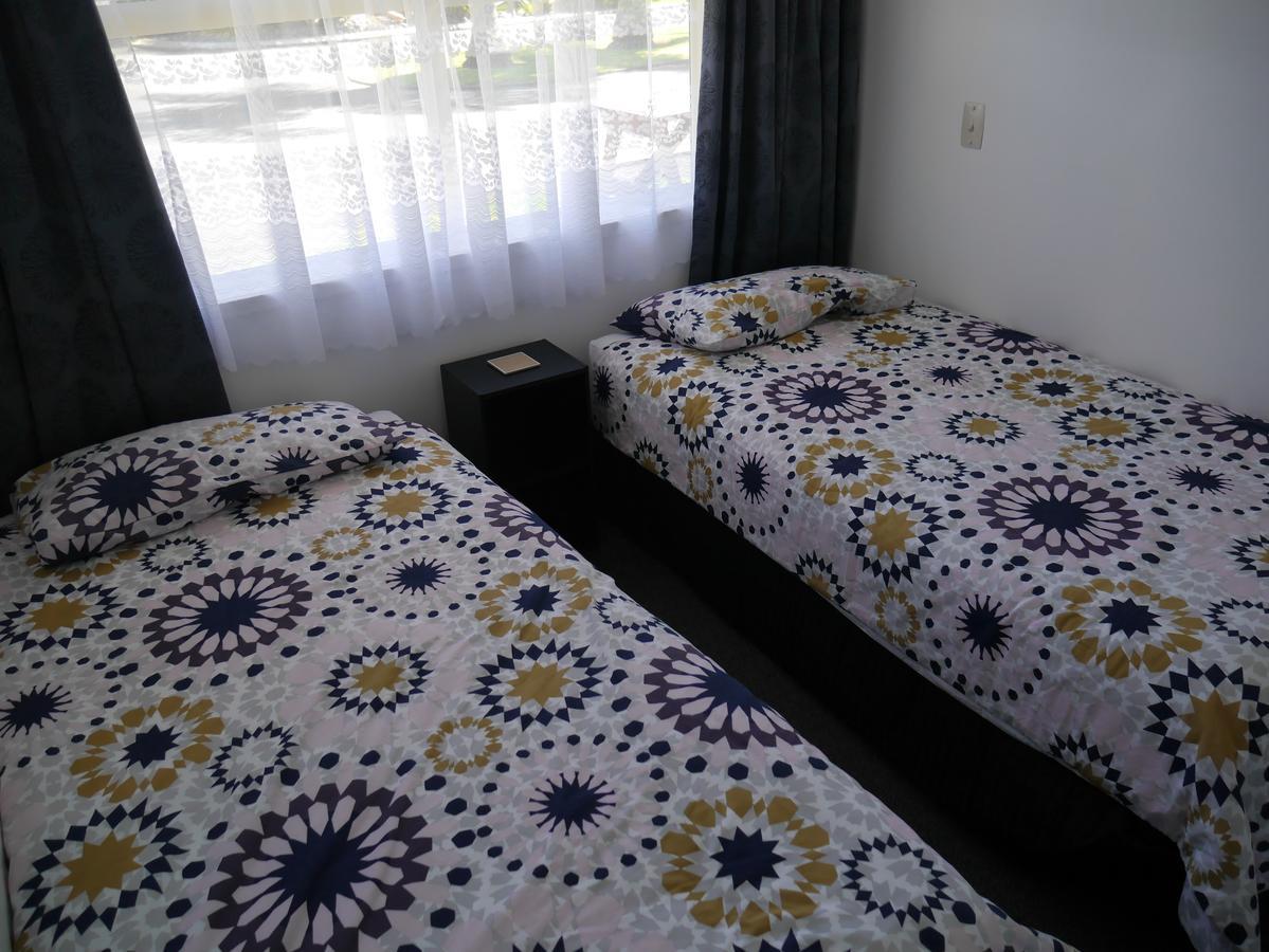 Raglan Palm Beach Motel Exteriér fotografie