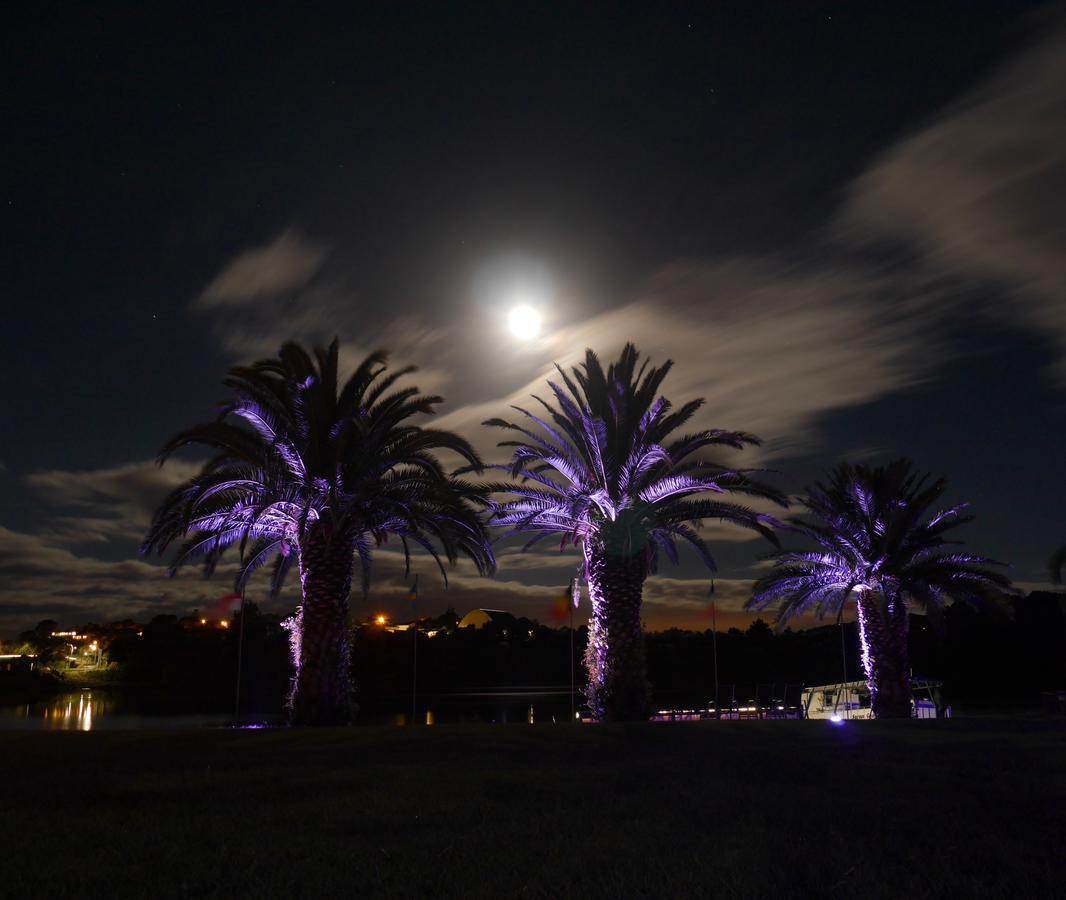 Raglan Palm Beach Motel Exteriér fotografie