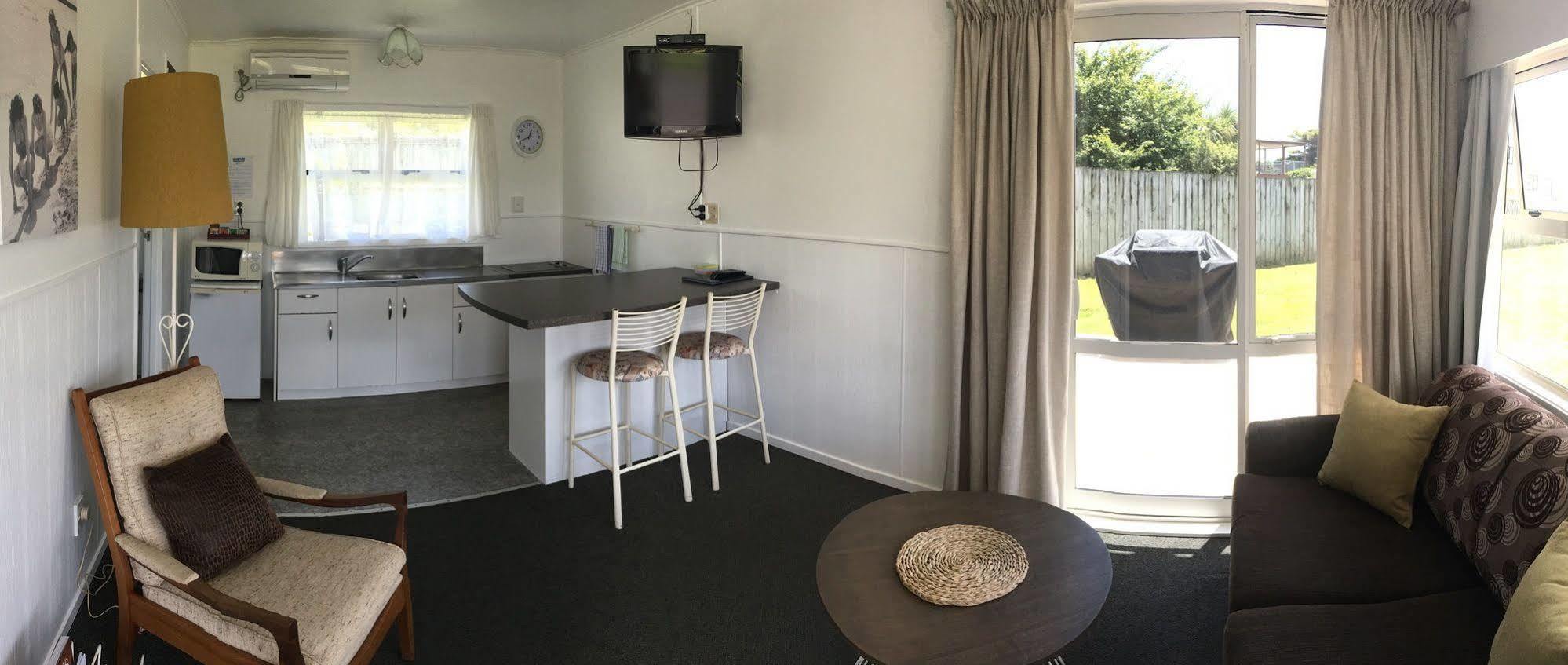 Raglan Palm Beach Motel Exteriér fotografie